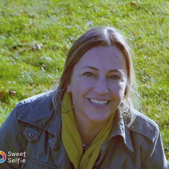 Meet your Posher, Linda - Picture 1 of 1